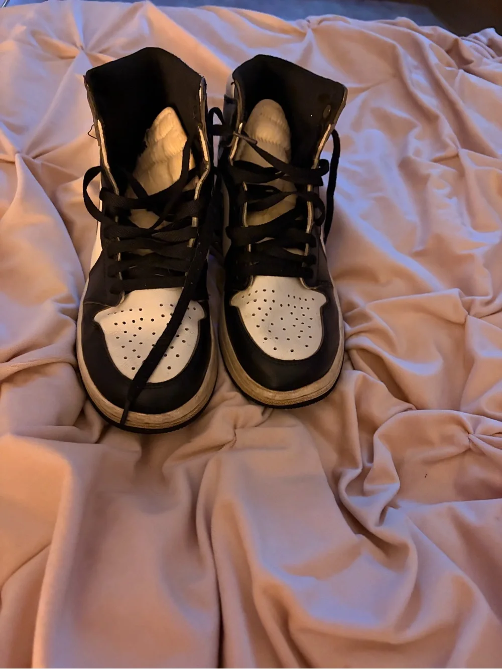 Nike High-Top Sneakers - Black & White